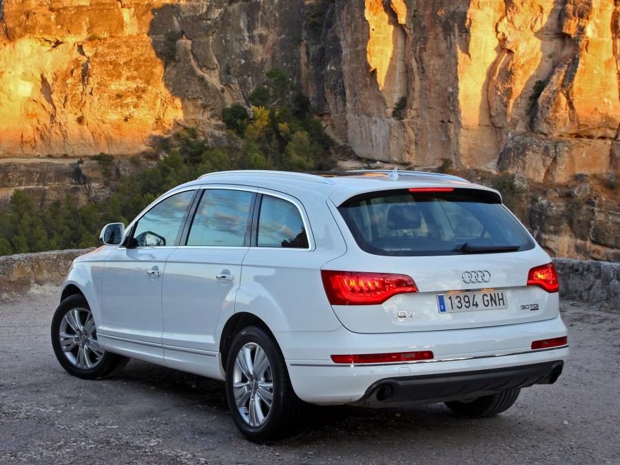  Audi Q7 3.0 TDI Quattro (4L) 2009 года  (WW) (фото 3 из 51)